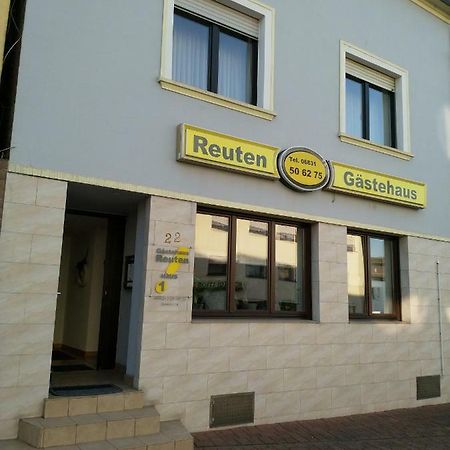 Gastehaus Reuten Bed and Breakfast Ensdorf Exterior foto